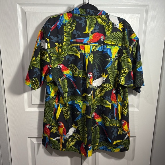 Bill Blass Hawaiian parrot shirt - Picture 2 of 8